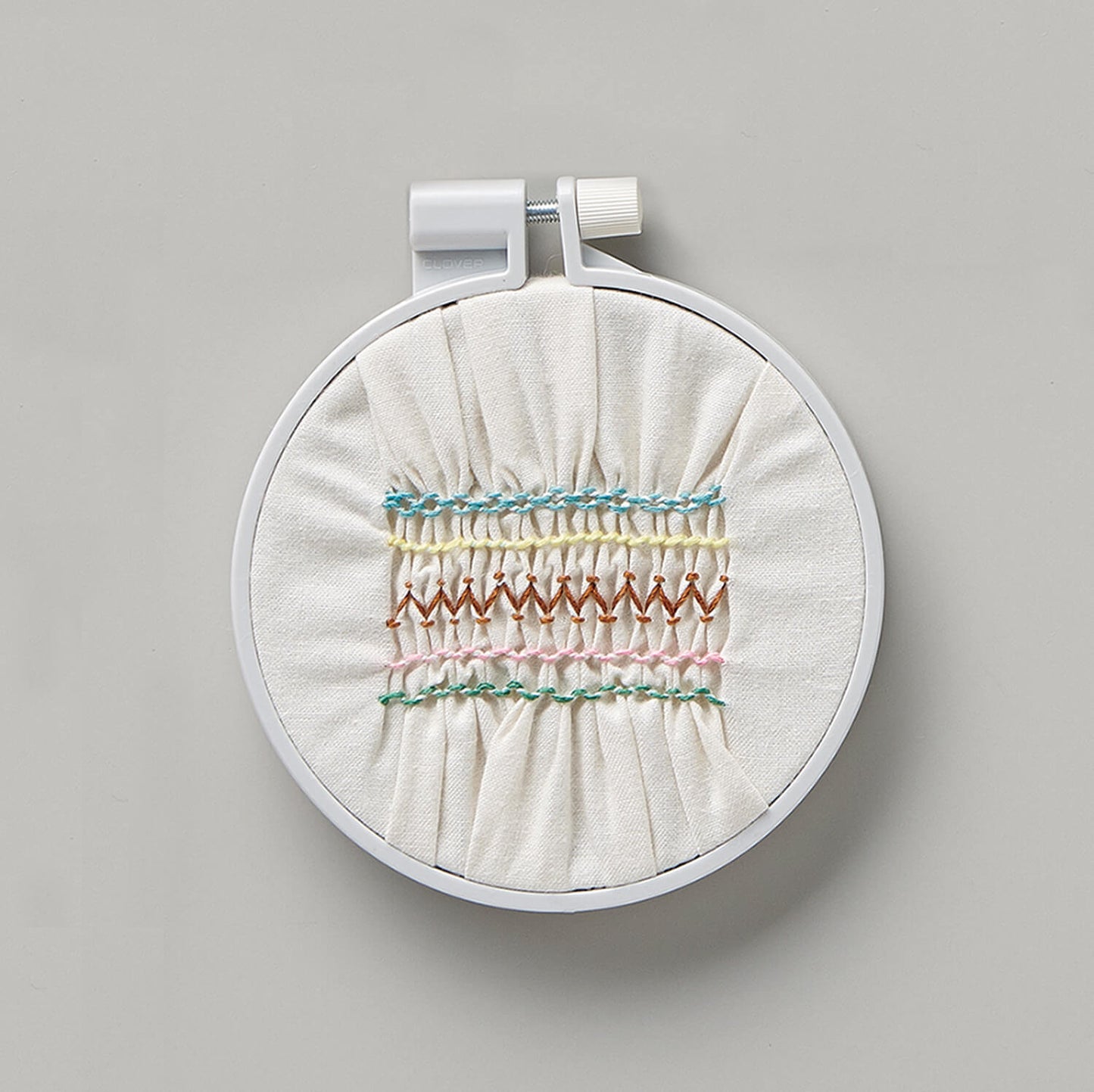 Clover - Plantilla para Sashiko y smocking 5 mm