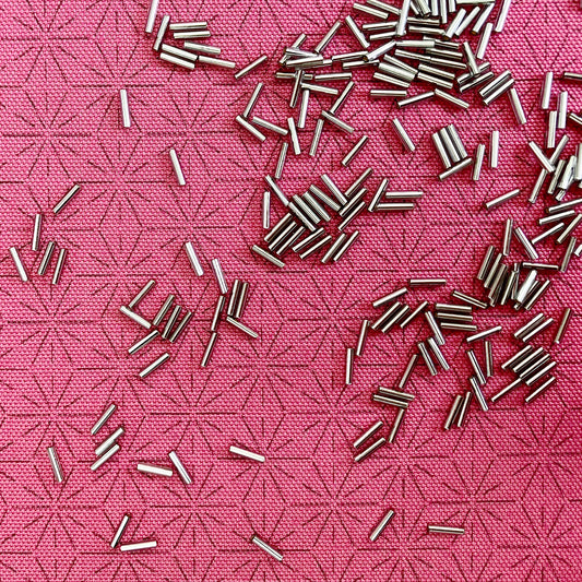 Cuentas "Thin Bisected Bamboo" de 6mm para Sashiko de Toho Beads