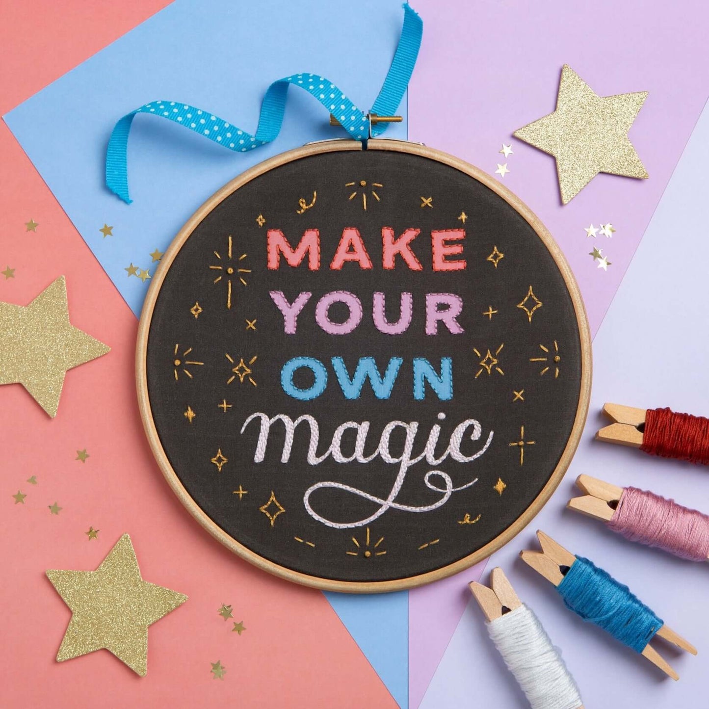 Kit de Bordado "Make your own magic" de Hawthorn Handmade