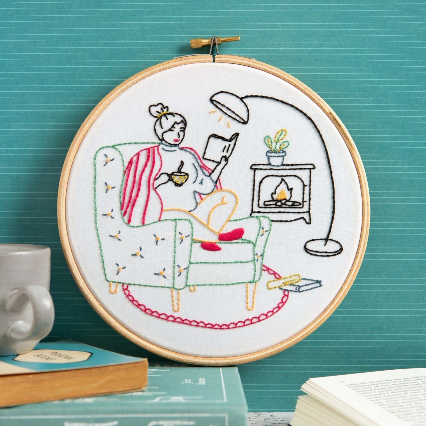Kit de Bordado "Unwind de Hawthorn Handmade (Wonderful Women Collection)