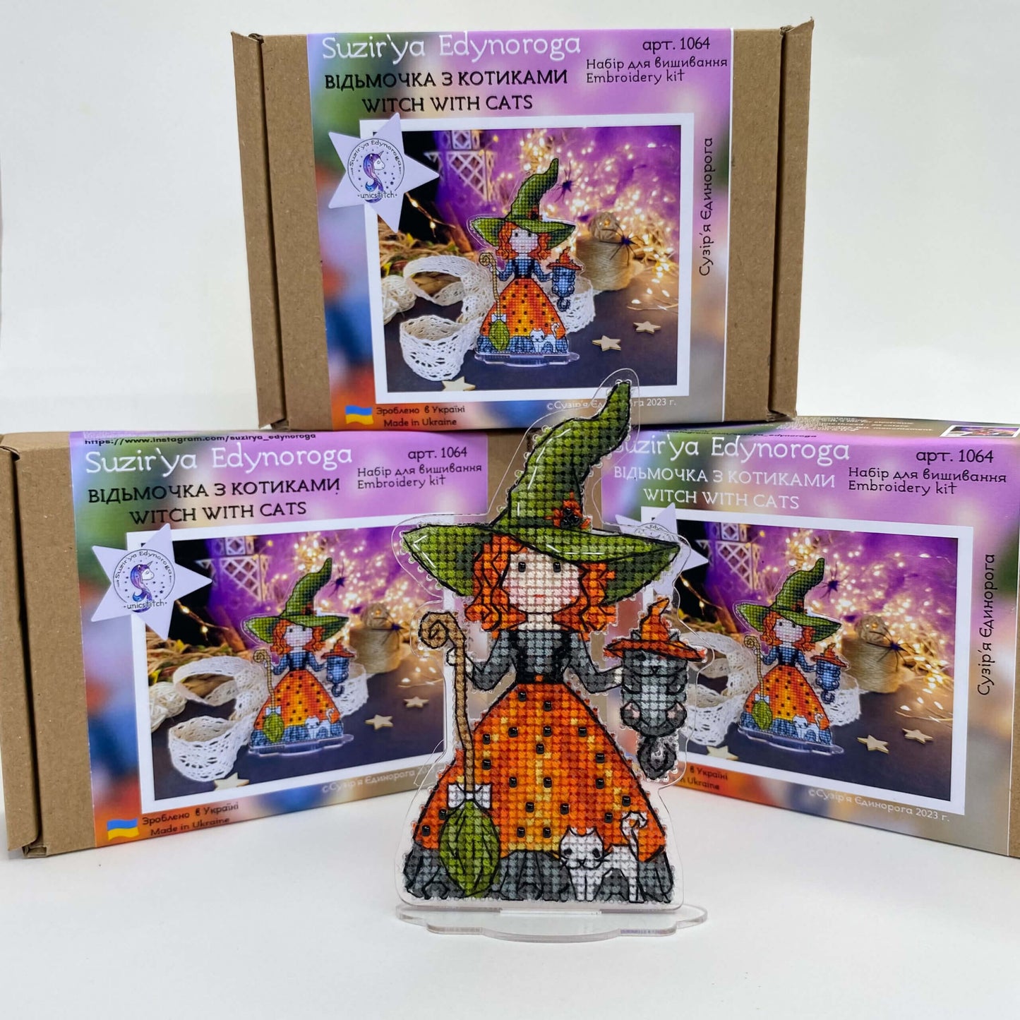 Kit de punto de cruz “Bruja con Gatos"