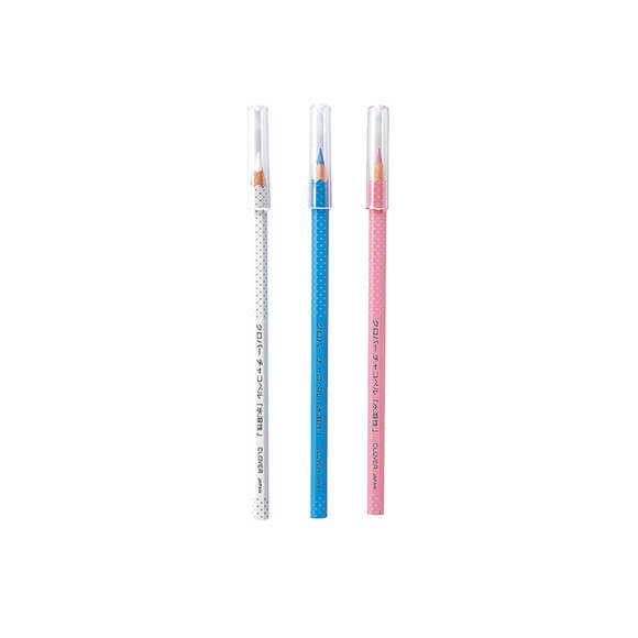 Clover wool threader