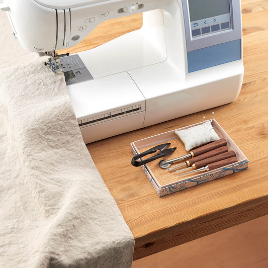 Set de Herramientas de Costura Nogal de Clover