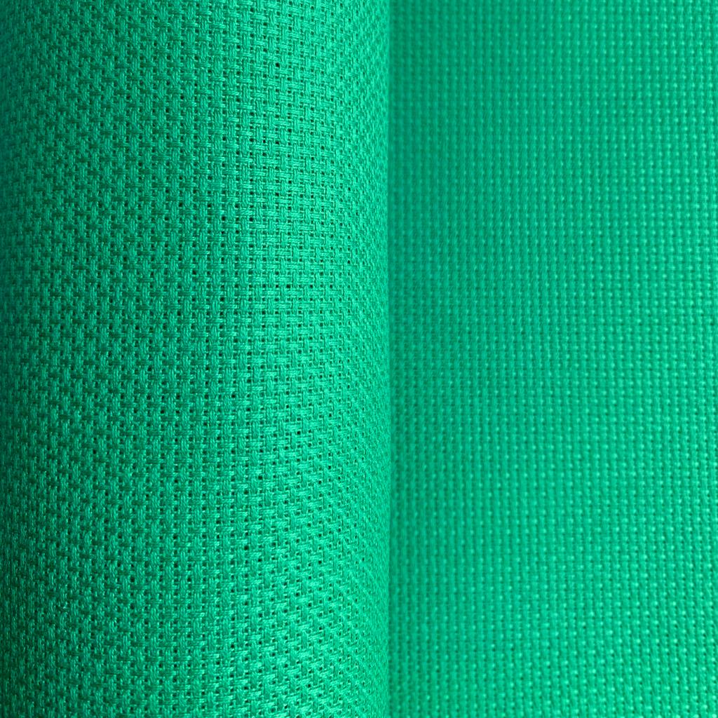 Tela Aida 14 ct color verde de Zweigart