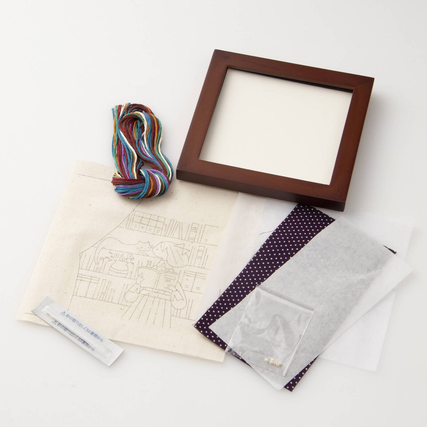 Kit de bordado "Mi vida con gatos: biblioteca" de Cosmo