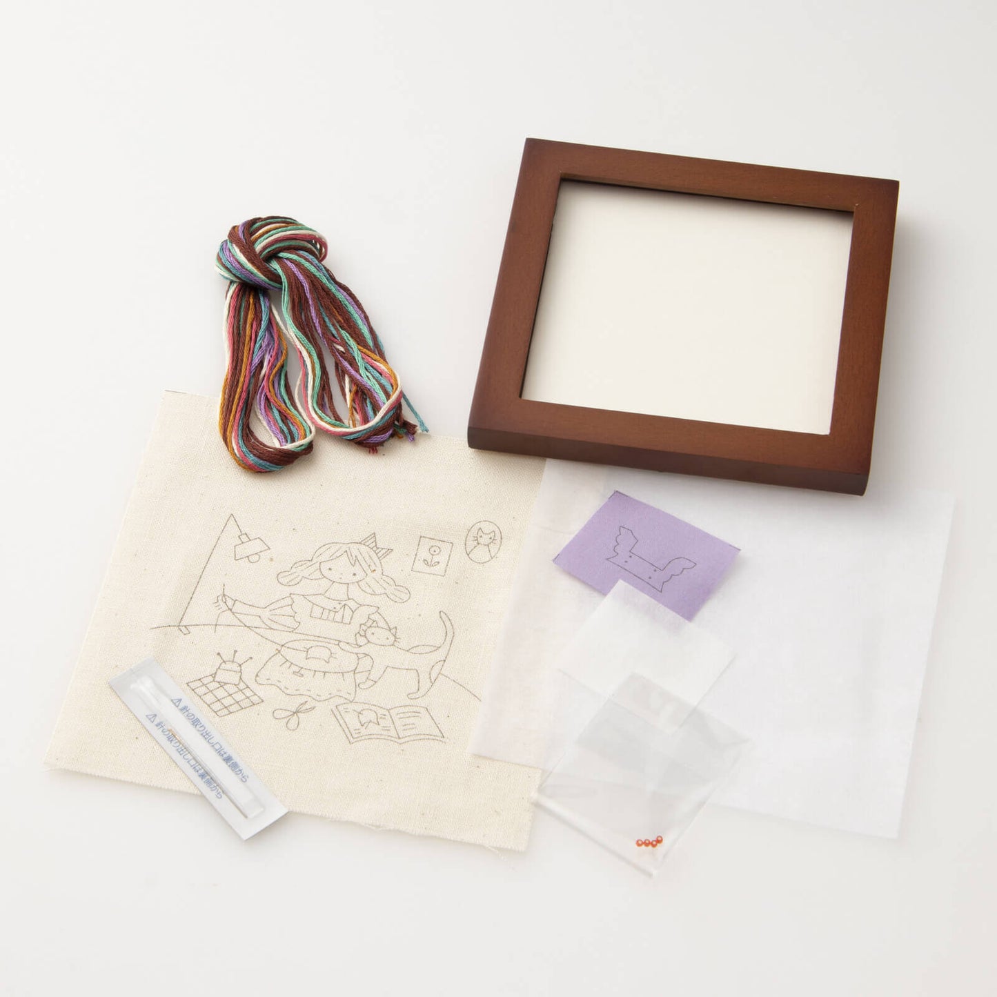 Kit de bordado "Mi vida con gatos: bordado" de Cosmo
