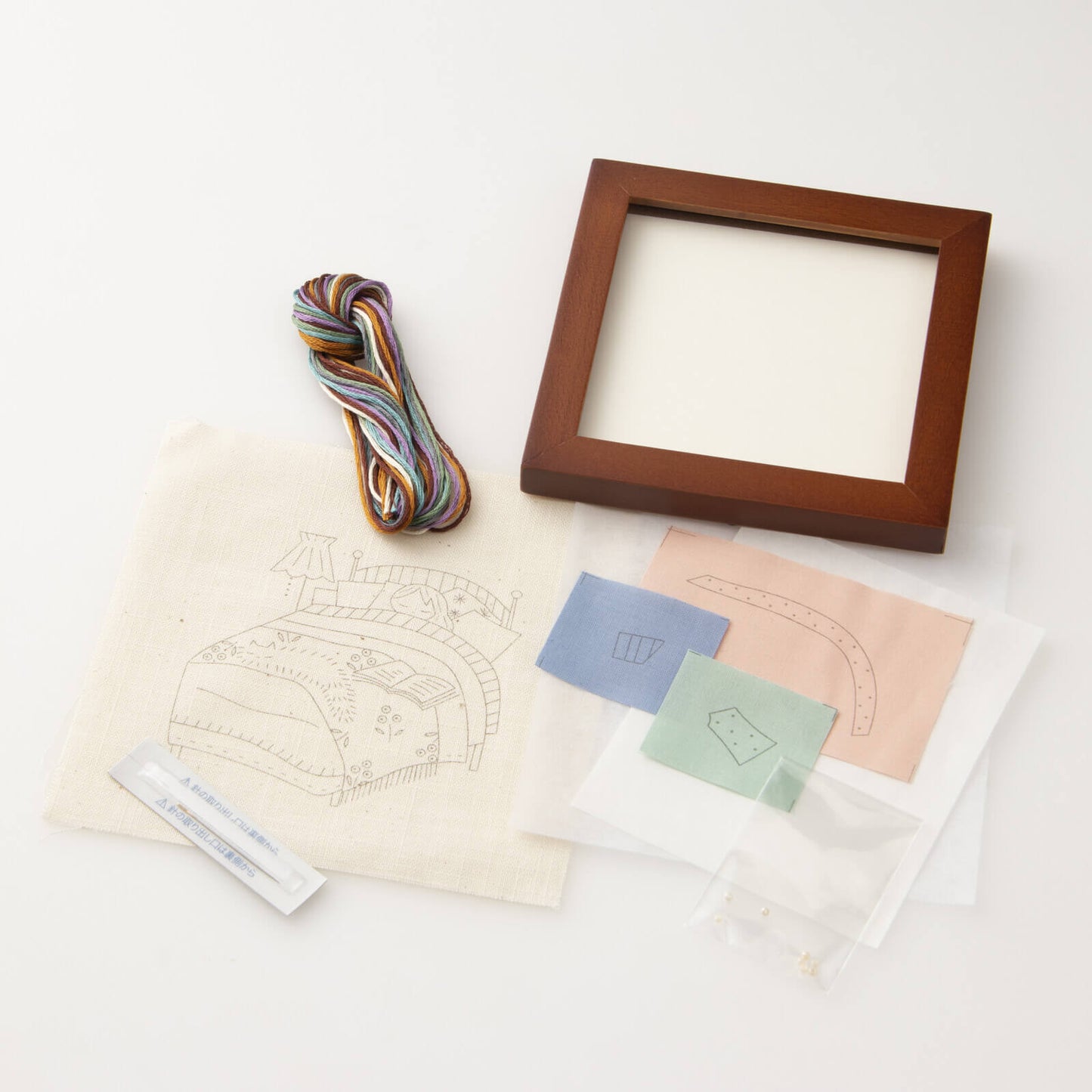 Kit de bordado "Mi vida con gatos: cama" de Cosmo