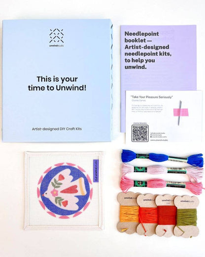Kit de adorno en cañamazo Folk Bird Noon de Unwind Studio