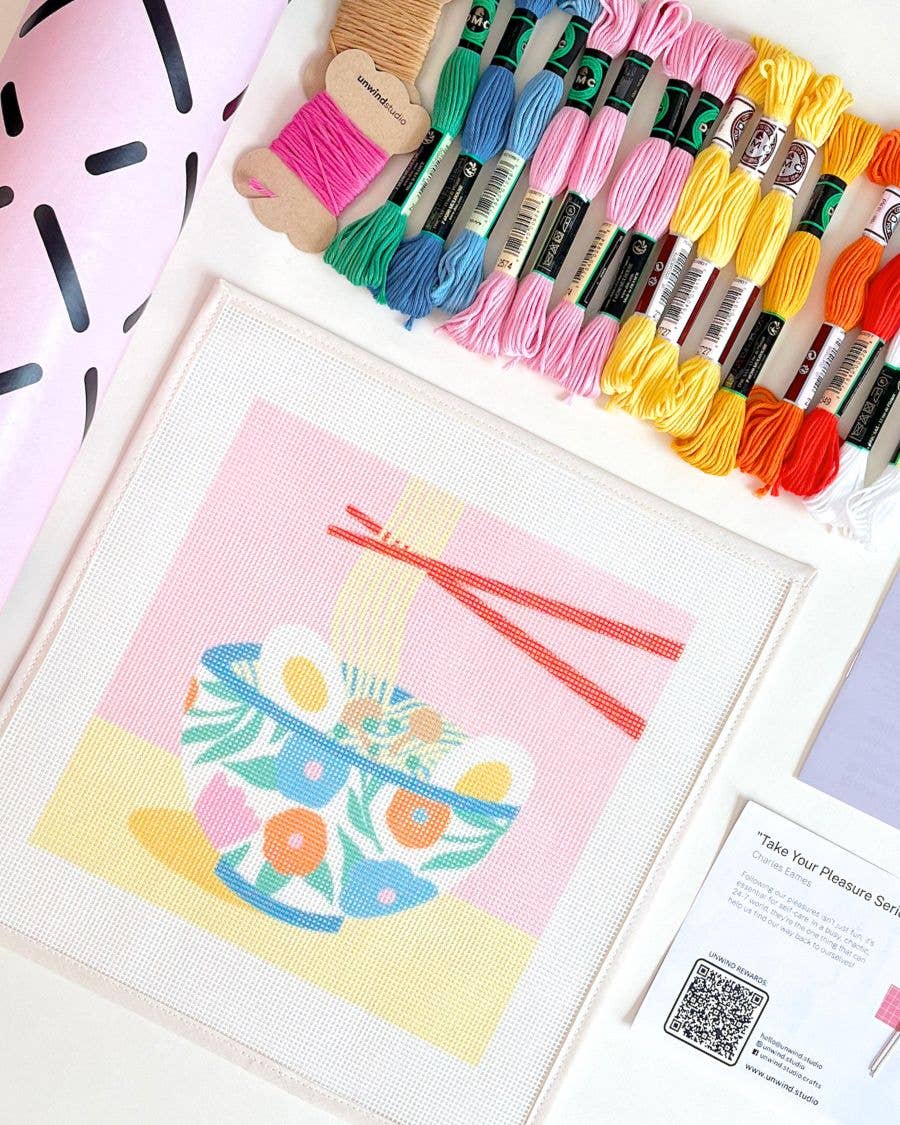 Kit de bordado en cañamazo Ramen Night de Unwind Studio