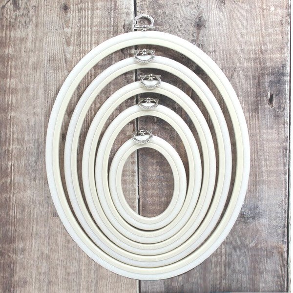 13.5cm (5.3") Round Nurge Flexible Hoops