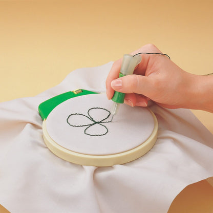 Clover embroidery hoop