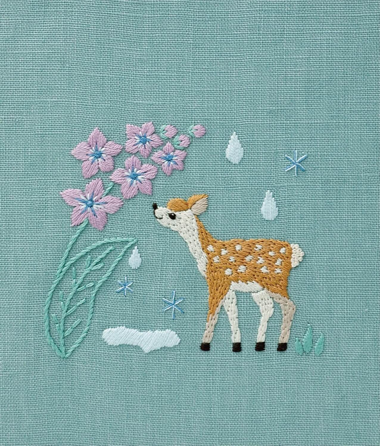 Kit de bordado: "Los 12 meses de los animales del bosque", diseñado por Chicchi para DMC Japan