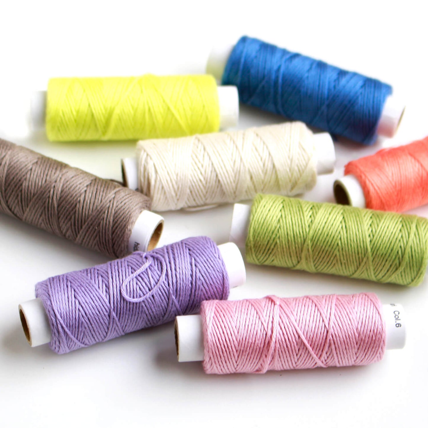 Hidamari Lecien, skeins of thread for Sashiko