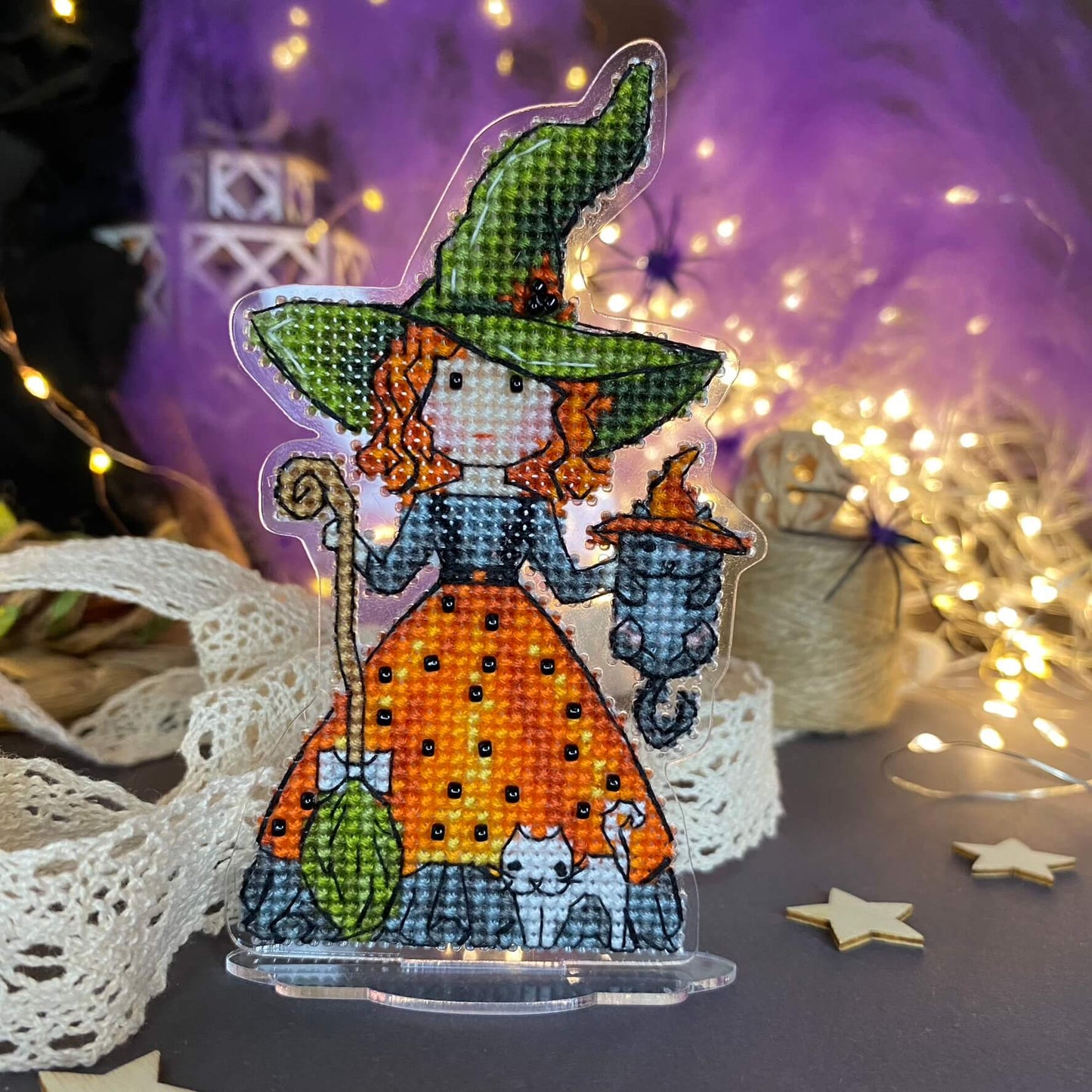 Kit de punto de cruz “Bruja con Gatos"