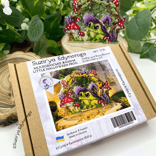 Kit de punto de cruz “Rana de Halloween”