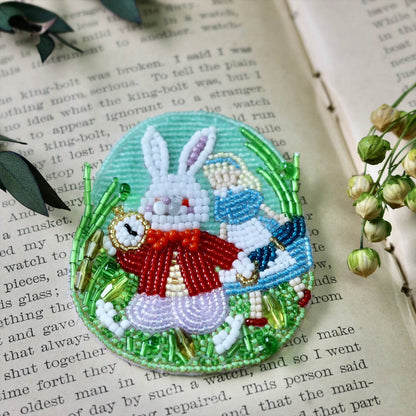 Kit de Bordado con Cuentas – Cuentos Clásicos de Ohanashi Beads