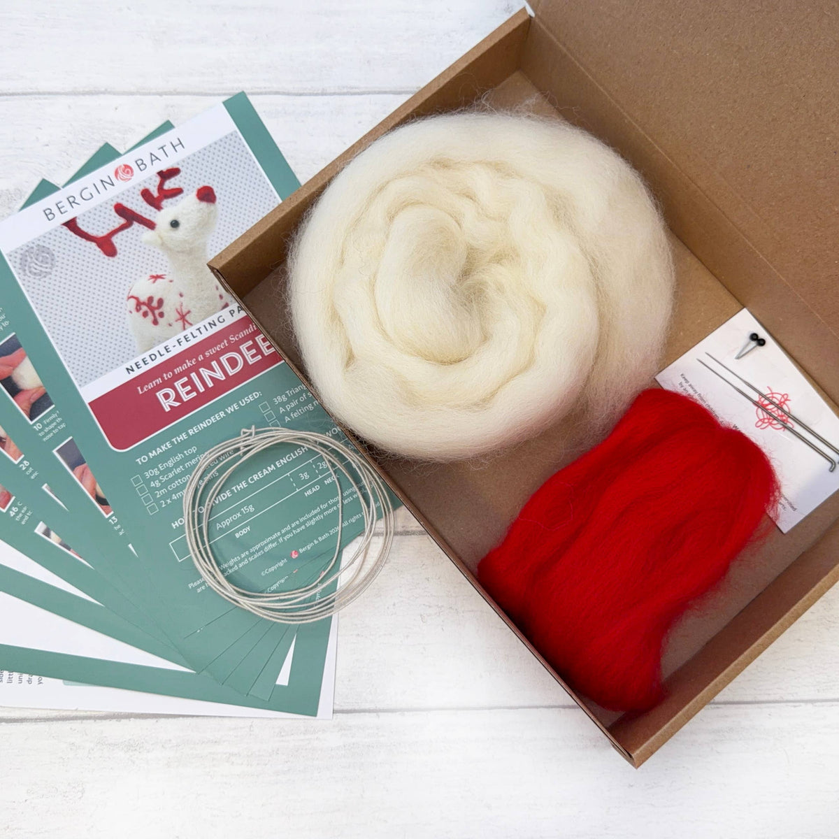 Kit de fieltro con aguja "Reno navideño" - Bergin & Bath