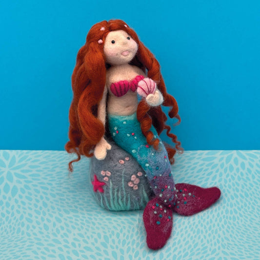 Kit de fieltro con aguja "Sirena" - Bergin & Bath