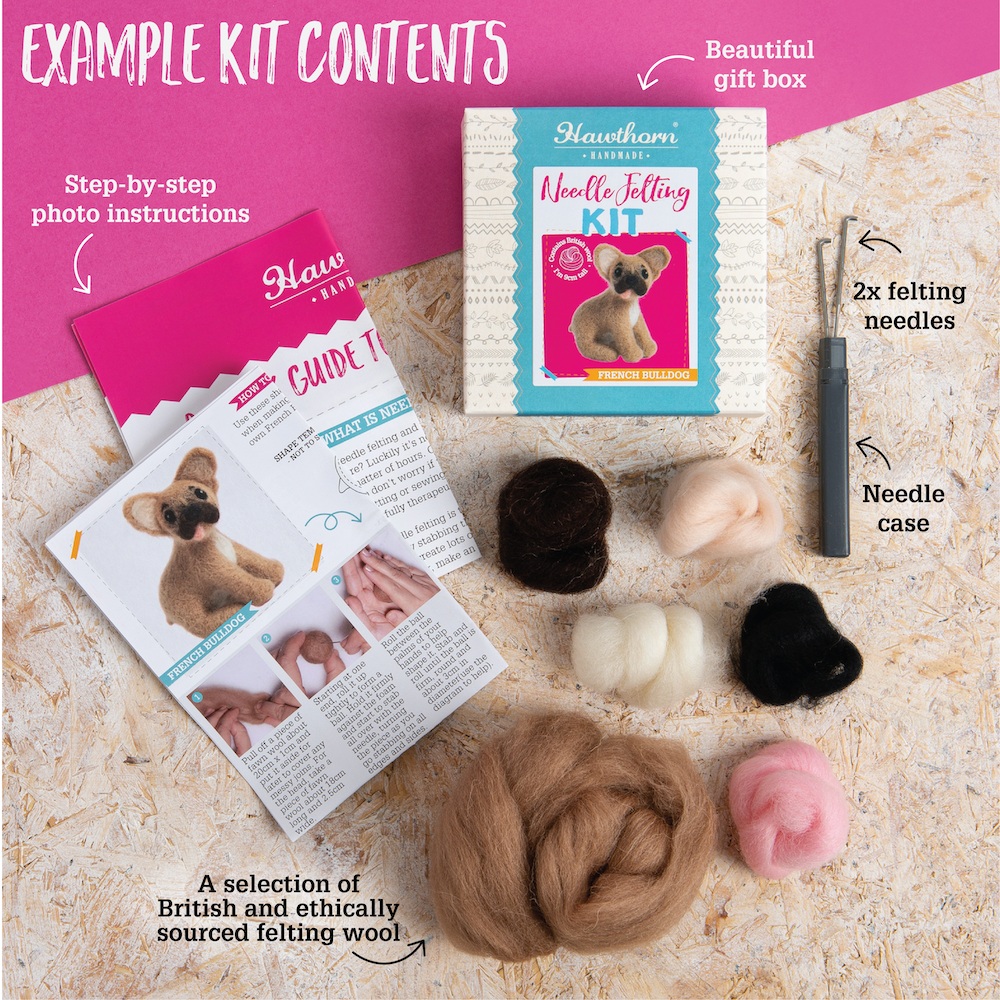 Mini kit de fieltro con aguja “Coche de Navidad” - Hawthorn Handmade