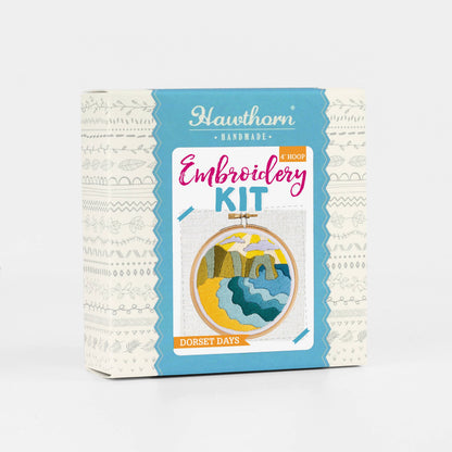 Kit de Bordado pequeño "Dorset Days" - Hawthorn Handmade