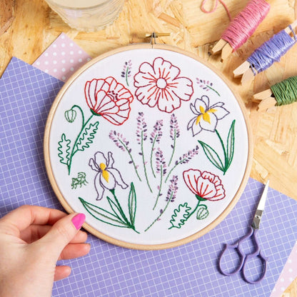 Kit de Bordado "Fields of Provence" - Hawthorn Handmade